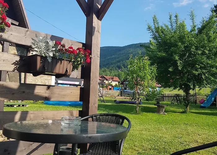 Osada Nad Potokiem Дом отдыха Щирк